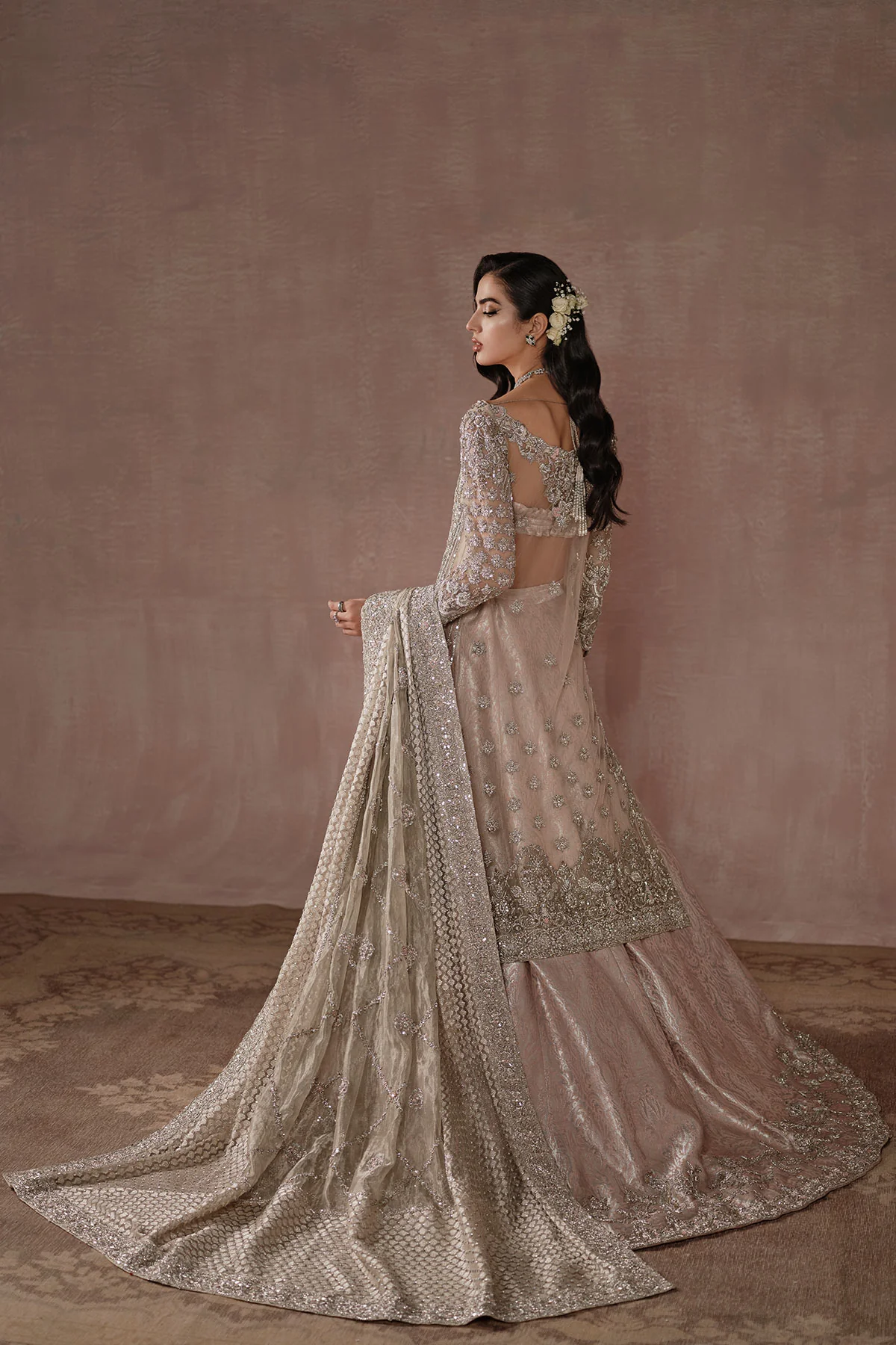 Silvery Ivory Reception Bridal (d-04) By Ammara Khan - Image 5