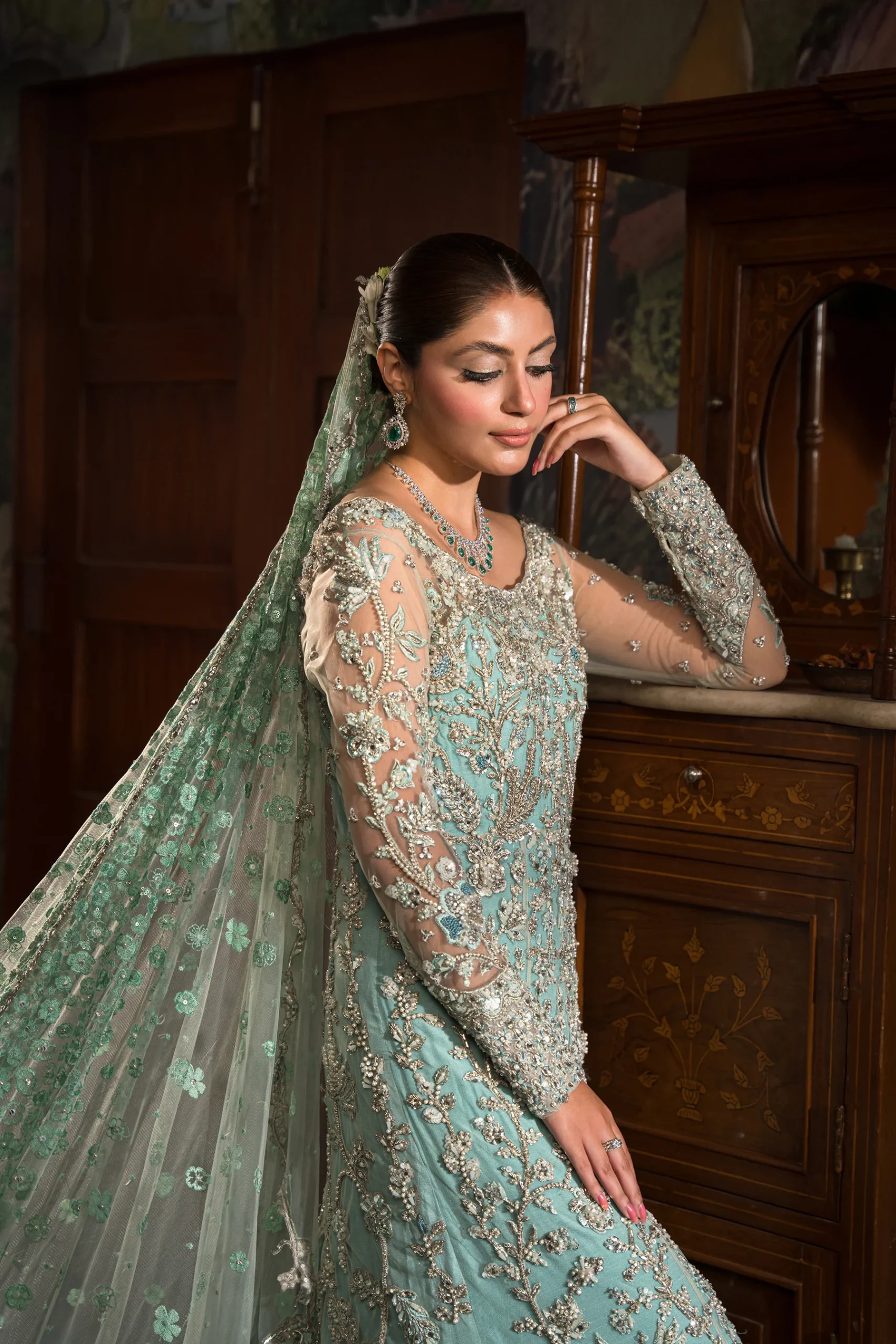 Reception Bridal Gown And Veil (br-11) By Ammara Khan - Image 5
