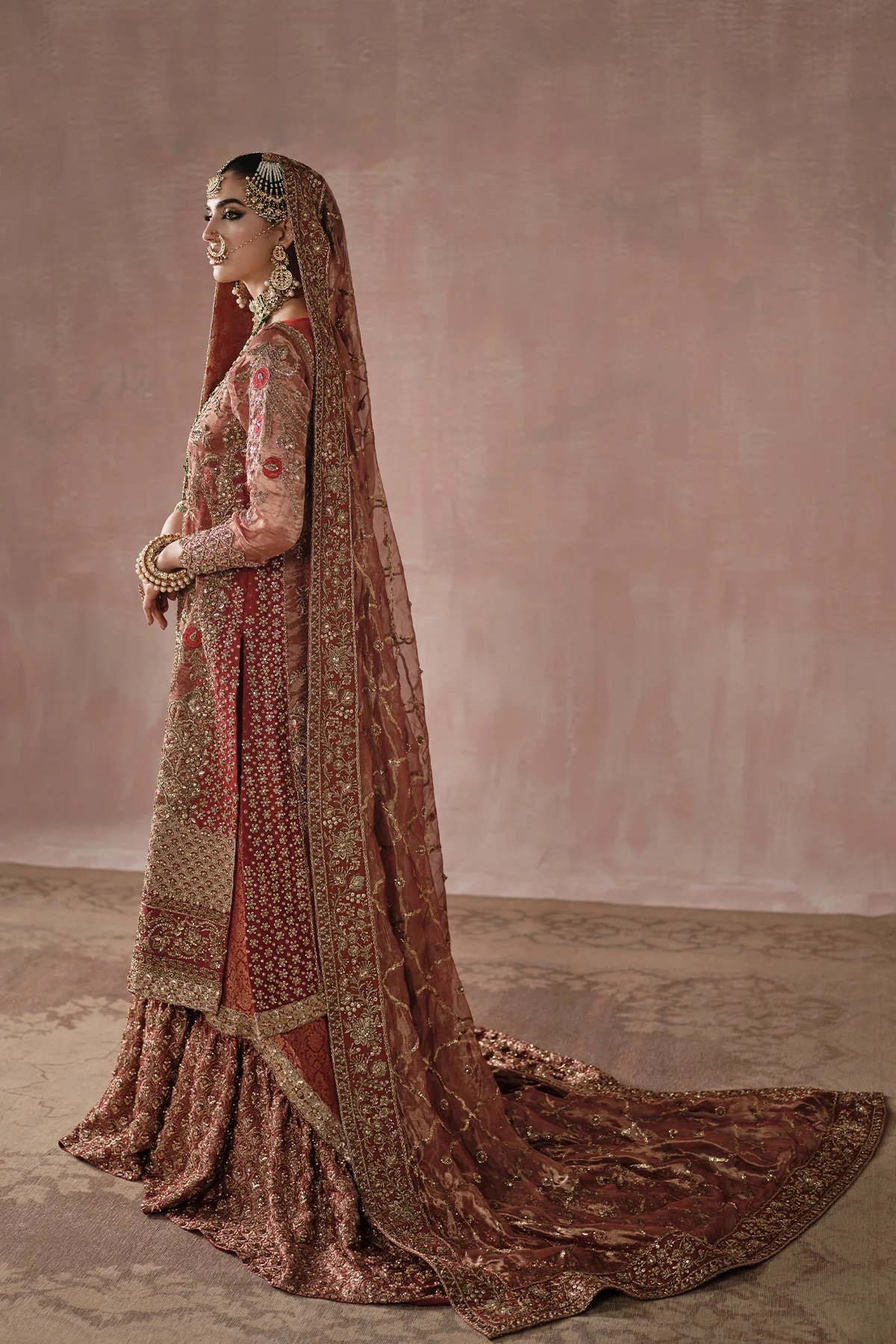 Classic Red And Gold Farshi Gharara Bridal (d-03) By Ammara Khan - Image 4