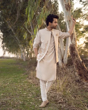 Ashab By Faiza Saqlain