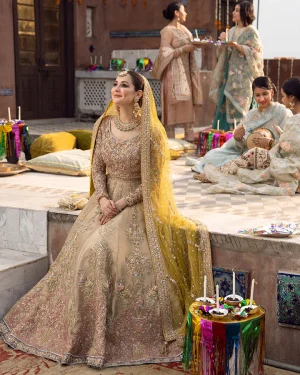 Mahveen By Faiza Saqlain