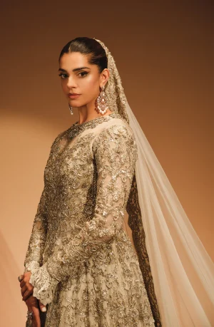 Khuwaab Off White Regal Bridal Gown with a Net Veil By HSY